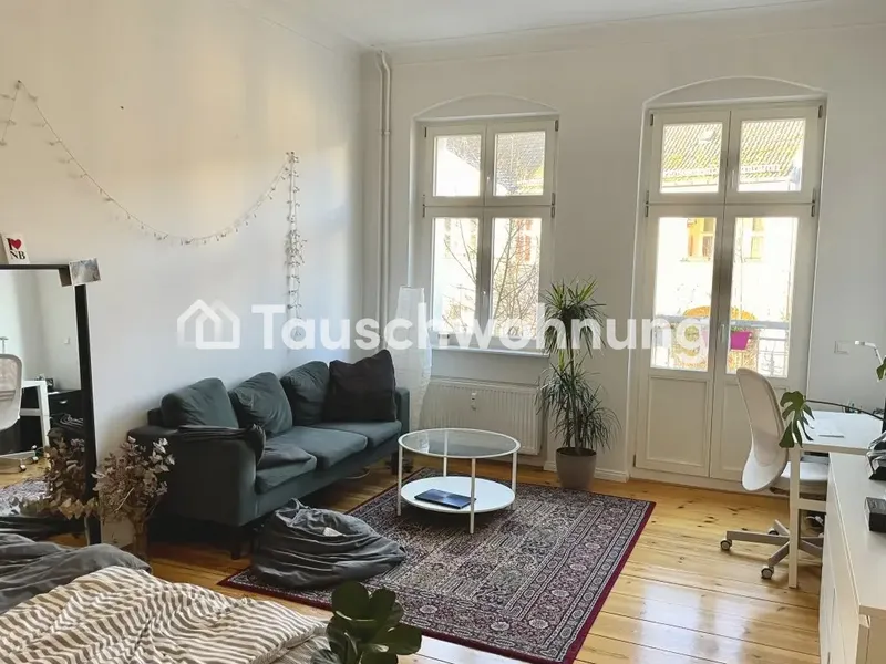 Tauschwohnung: Biete 2-Raum-WHG in F-Hain. Suche WHG zwischen 40-60qm — photo 1